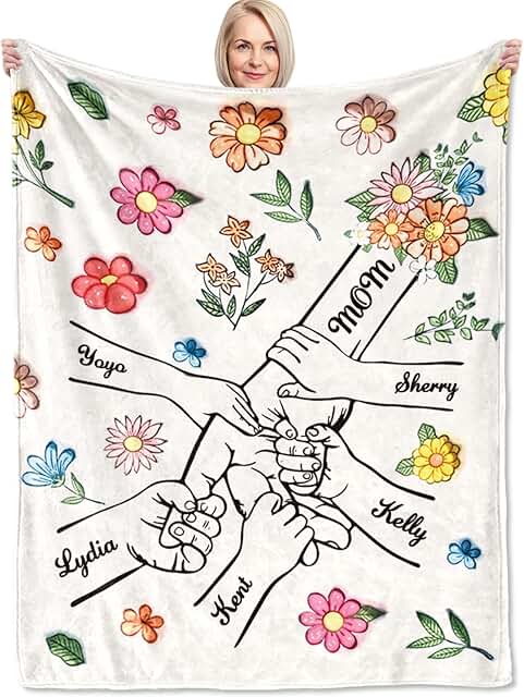 Corissy Personalized Mothers Day Birthday Gifts for Mom, Custom Blanket with Kids Names, Customized Flannel Throw Blankets for Women, Mom Tapestry Gifts for Grandma Wife from Daughter Son